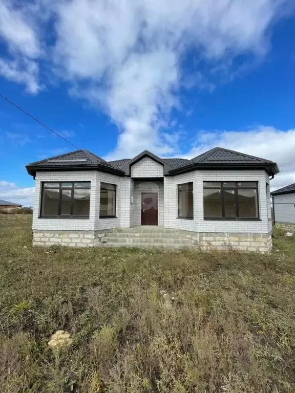 Дом в Ставропольский край, Михайловск Шпаковский район, ул. Вадима ... - Фото 1