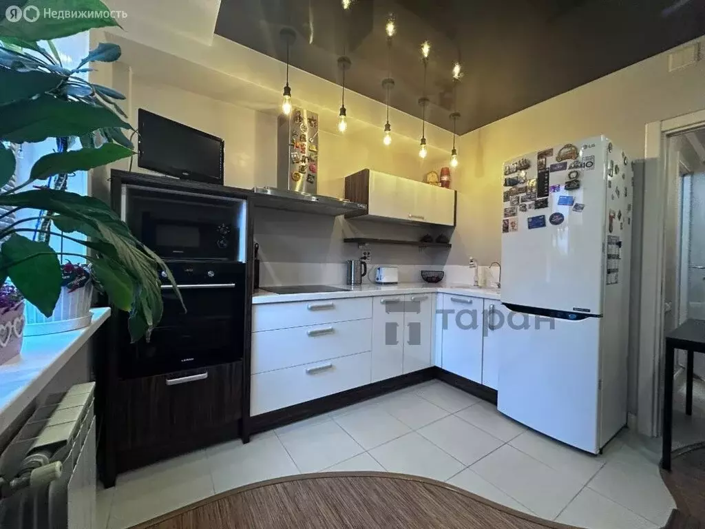 4-комнатная квартира: Копейск, Коммунистический проспект, 17 (81.1 м) - Фото 1