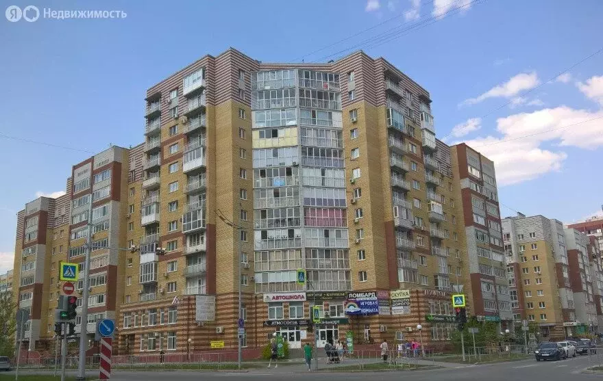 Квартира-студия: Тюмень, улица Прокопия Артамонова, 9 (93.4 м) - Фото 2