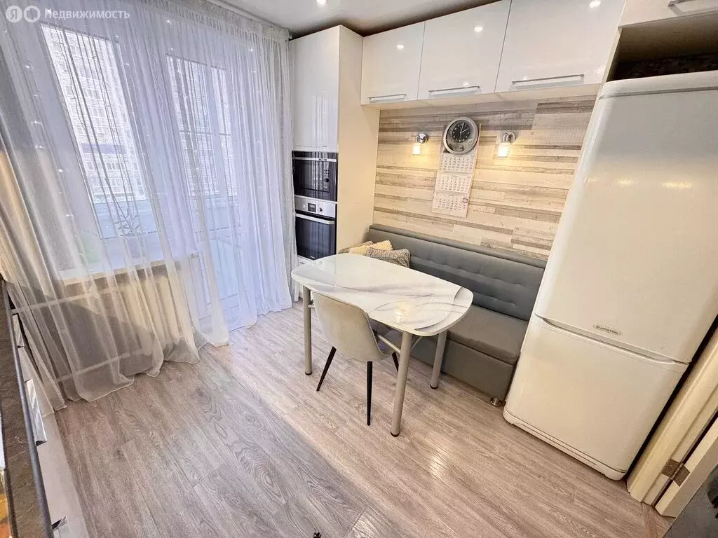 3-комнатная квартира: Кольчугино, улица Веденеева, 6 (71.1 м) - Фото 1