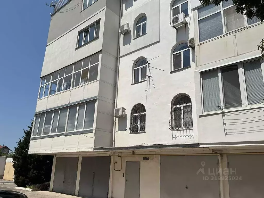 4-к кв. Севастополь ул. Щорса, 4 (168.9 м) - Фото 0