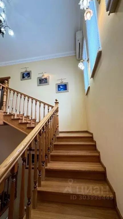 Дом, 259.4 м - Фото 1