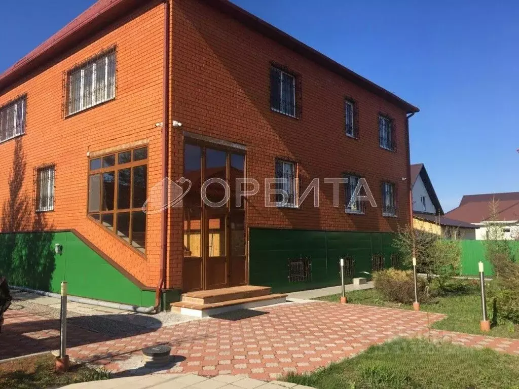 Дом в Тюменская область, Тюмень ул. Нижневартовская (539 м) - Фото 0