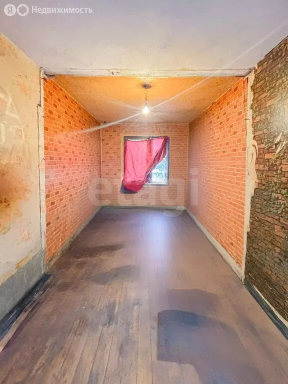 3-комнатная квартира: Псков, Петровская улица, 29 (66.5 м) - Фото 1