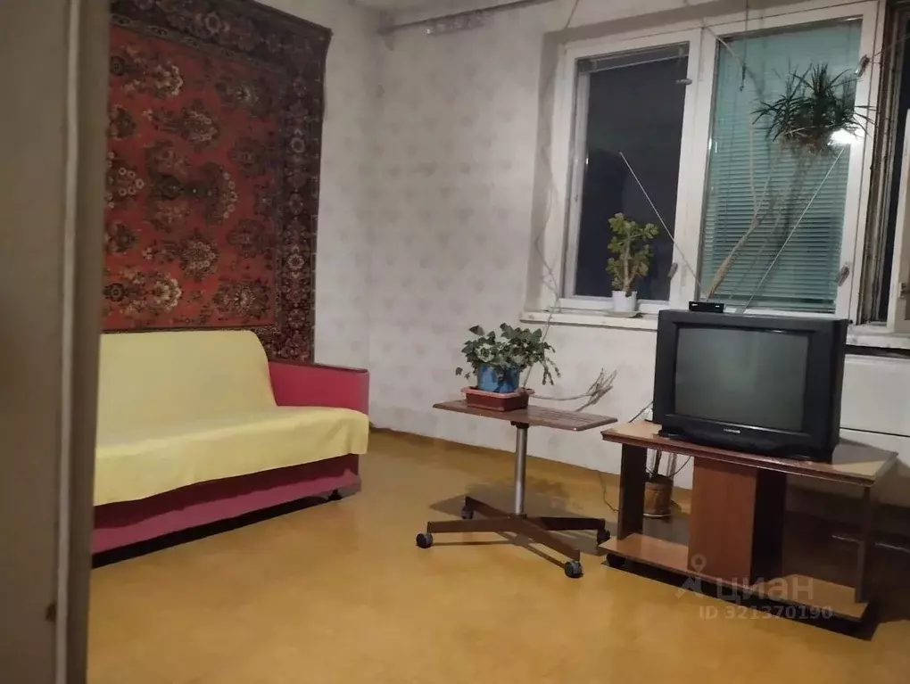 2-к кв. Красноярский край, Красноярск ул. Славы, 1 (53.0 м) - Фото 1