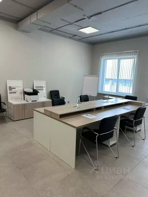 Офис в Татарстан, Казань ул. Энгельса, 15 (50 м) - Фото 1