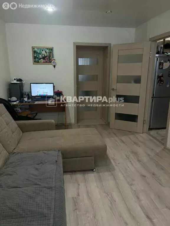2-комнатная квартира: Невьянск, улица Ленина, 24 (44 м) - Фото 0