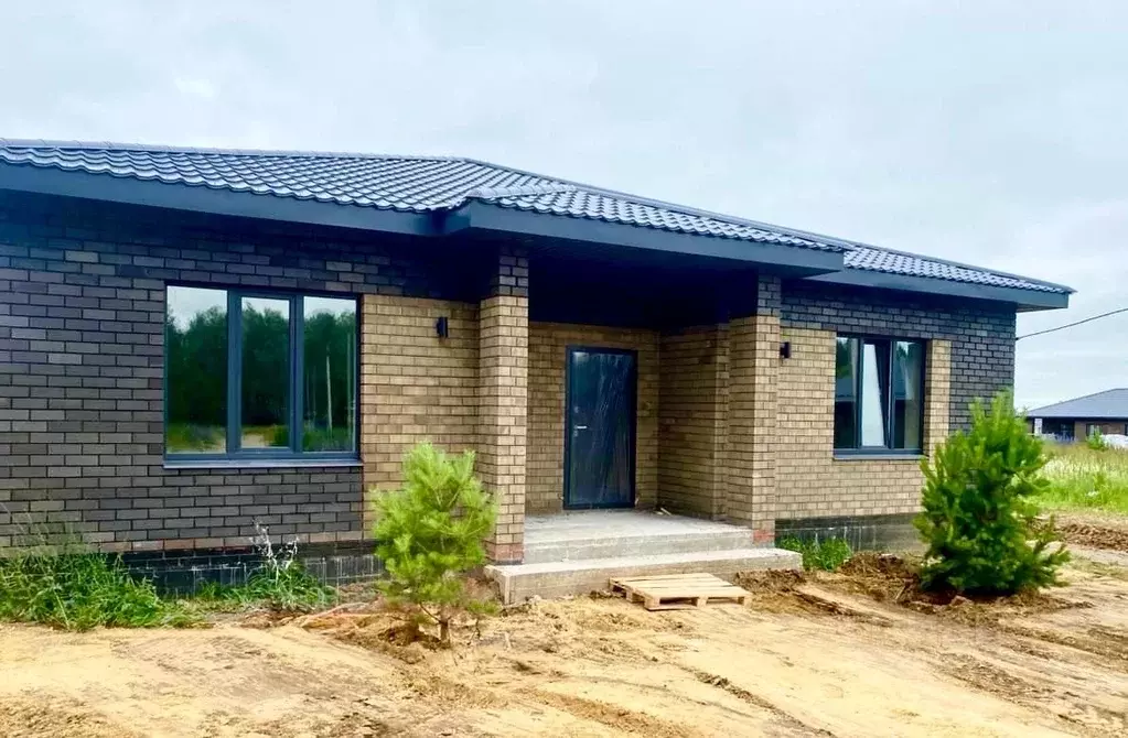 Дом в Татарстан, Пестречинский район, Богородское с/пос, д. Куюки, ... - Фото 1