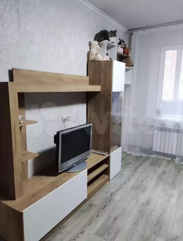 1-к. квартира, 40 м, 4/10 эт. - Фото 0