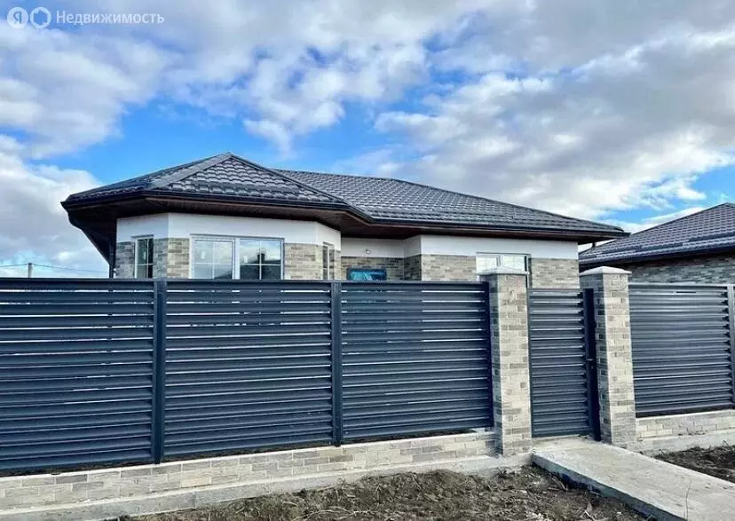 Дом в Ростов-на-Дону, улица Мусоргского (140 м) - Фото 1