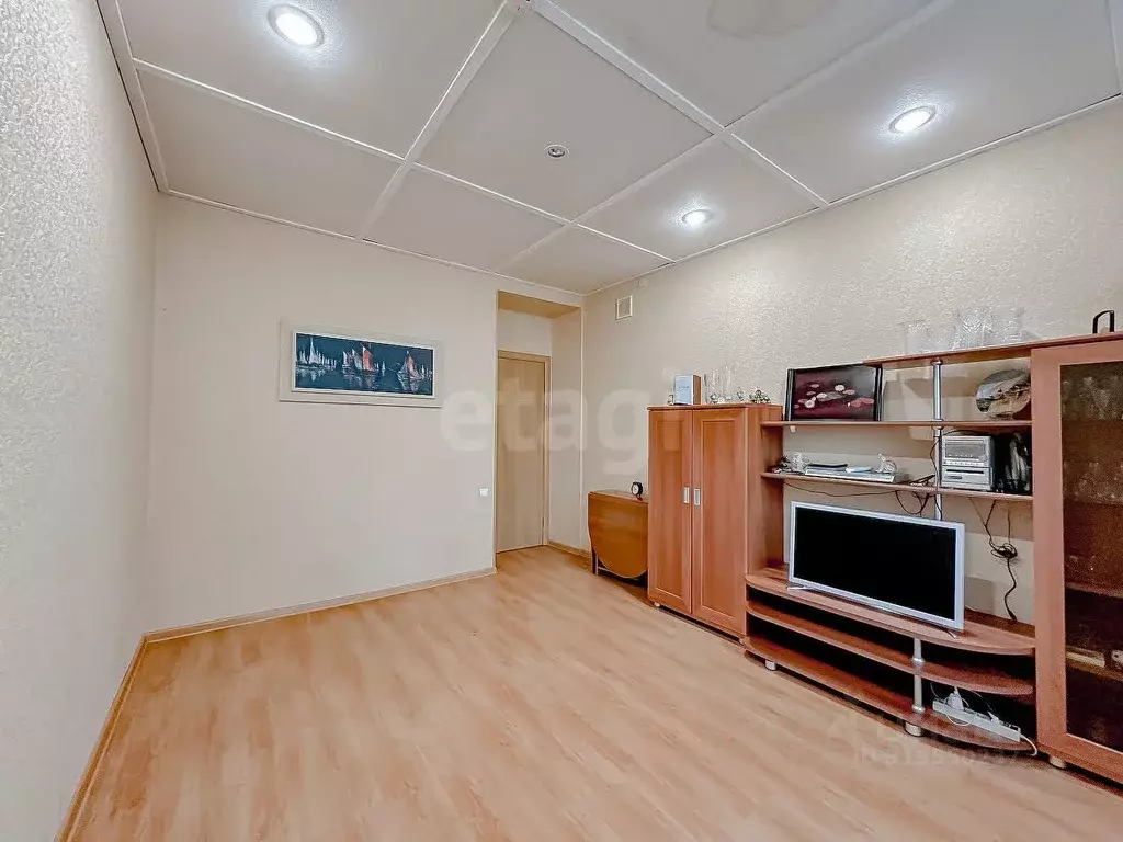 3-к кв. Ярославская область, Ярославль ул. Свердлова, 21а (60.7 м) - Фото 1