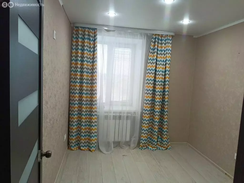 3-комнатная квартира: село Грачёвка, Юбилейная улица, 8 (57.2 м) - Фото 1