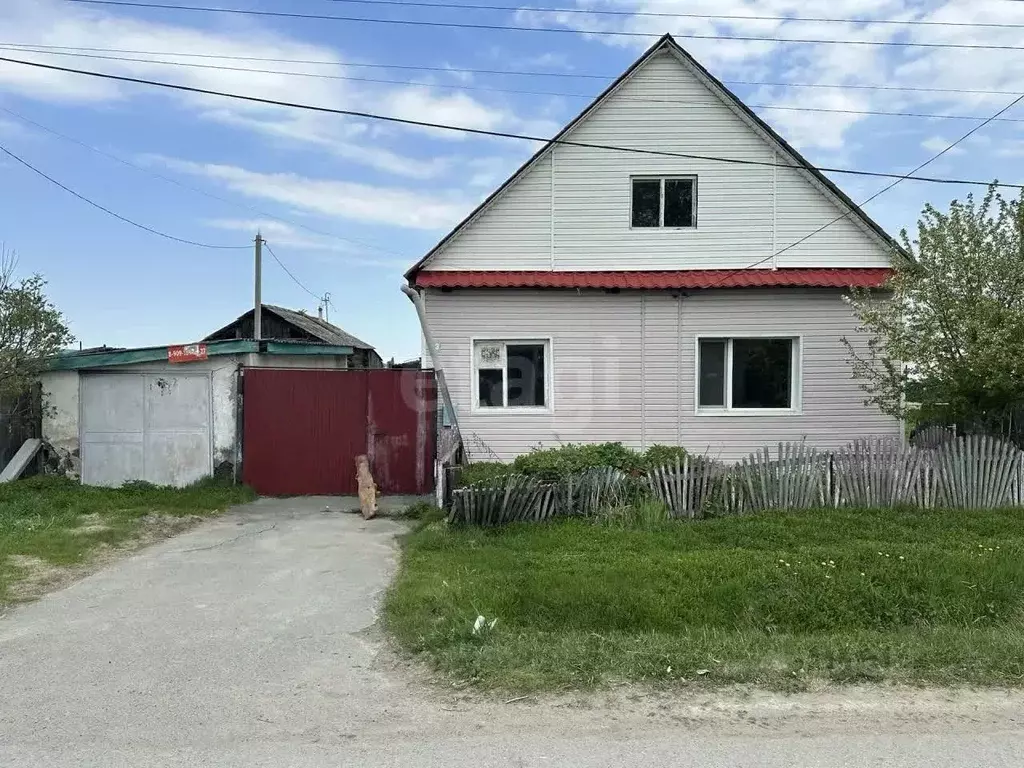 Дом в Тюменская область, с. Исетское ул. Луговая (76 м) - Фото 1