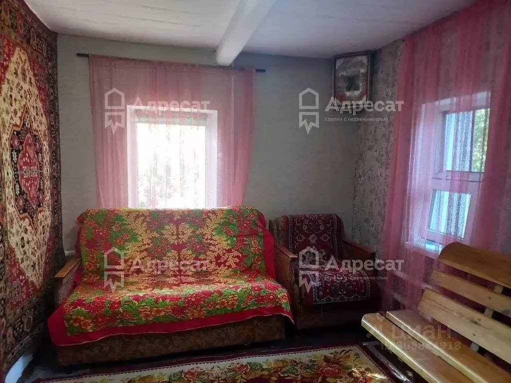 Дом в Волгоградская область, Волгоград пос. Сакко и Ванцетти, ул. ... - Фото 1