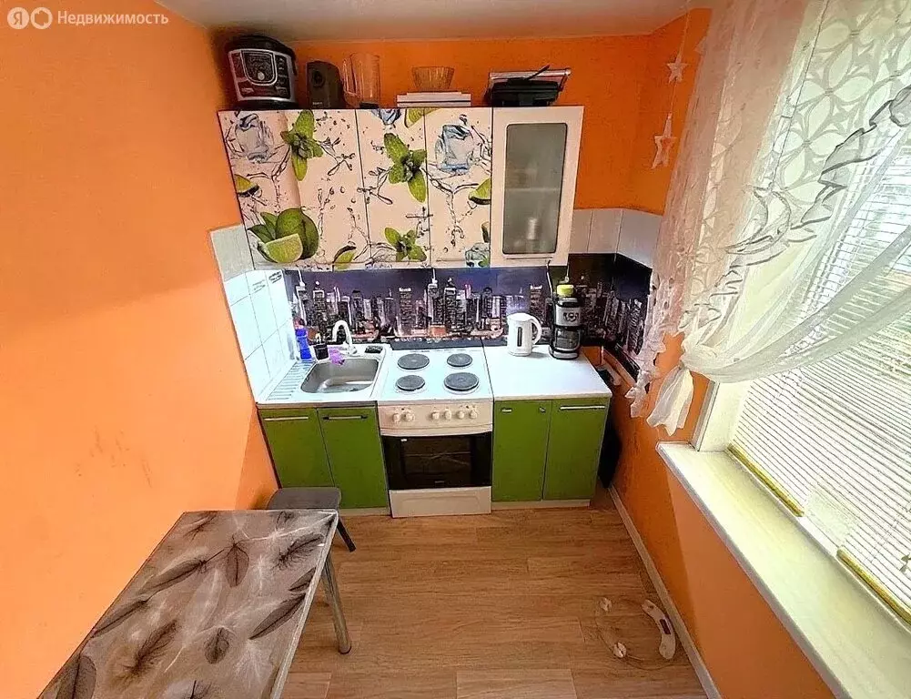 1-комнатная квартира: Партизанск, Тепличная улица, 1 (30 м) - Фото 2