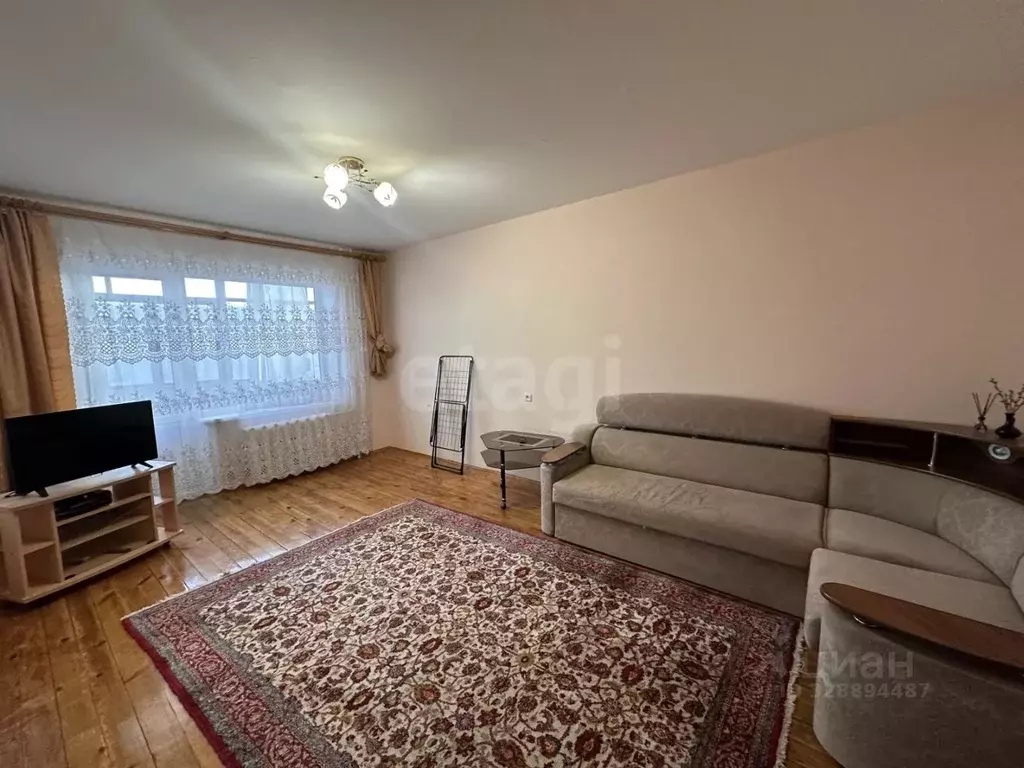 2-к кв. Тюменская область, Тюмень ул. Карла Маркса, 93 (53.1 м) - Фото 2