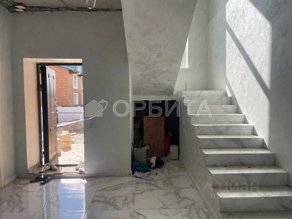 Дом в Тюменская область, Тюмень Луч СНТ, ул. Цветочная (175 м) - Фото 1