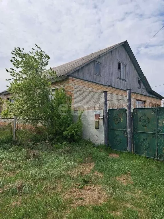 Дом в Тюменская область, Голышмановский городской округ, с. Медведево ... - Фото 1