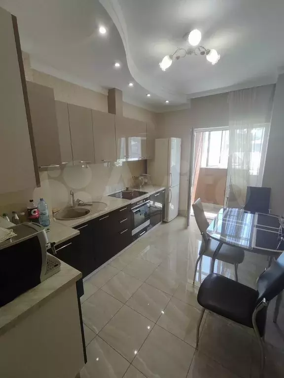 3-к. квартира, 70 м, 4/19 эт. - Фото 0