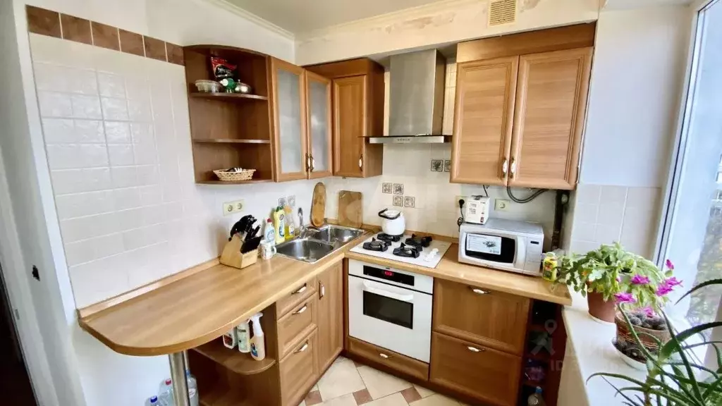 3-к кв. Крым, Феодосия ул. Шевченко, 59 (56.9 м) - Фото 1