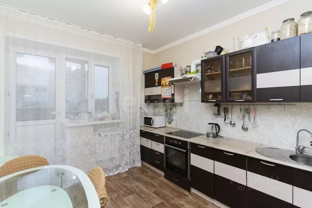 2-к кв. Тюменская область, Тюмень ул. Николая Зелинского, 3 (58.4 м) - Фото 0