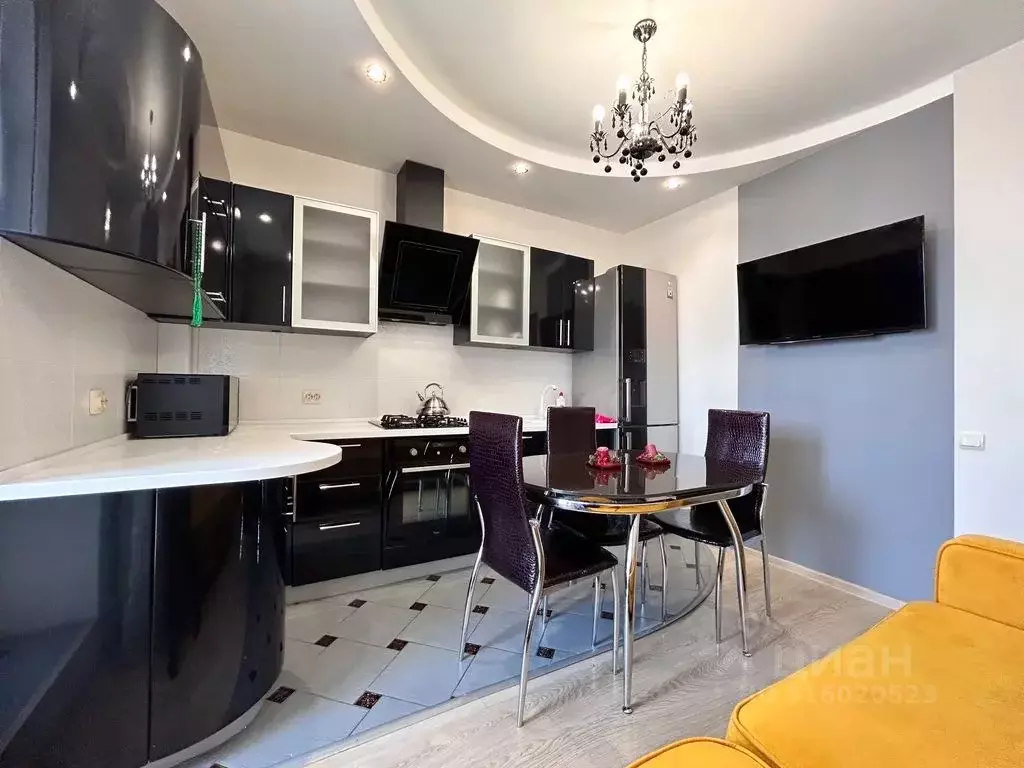 1-к кв. Татарстан, Казань ул. Тихомирнова, 11 (50.0 м) - Фото 1