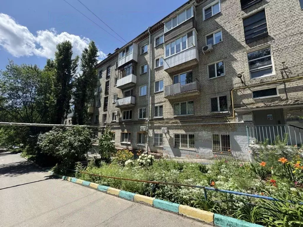 2-к кв. Саратовская область, Саратов ул. Танкистов, 68 (43.0 м) - Фото 0