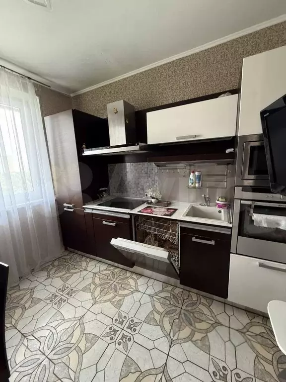 1-к. квартира, 45 м, 9/12 эт. - Фото 0
