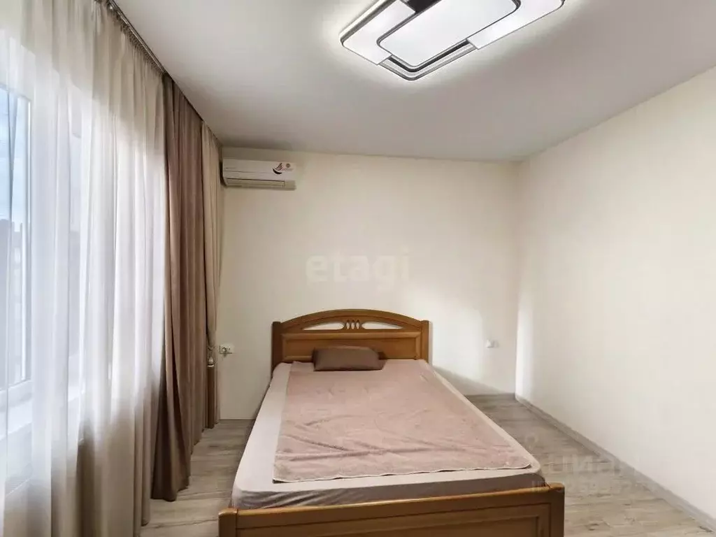 Дом в Краснодарский край, Ейск Абрикосовая ул. (140 м) - Фото 1