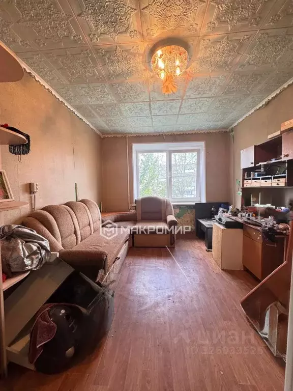 Комната Челябинская область, Челябинск ул. Танкистов, 193 (12.4 м) - Фото 1