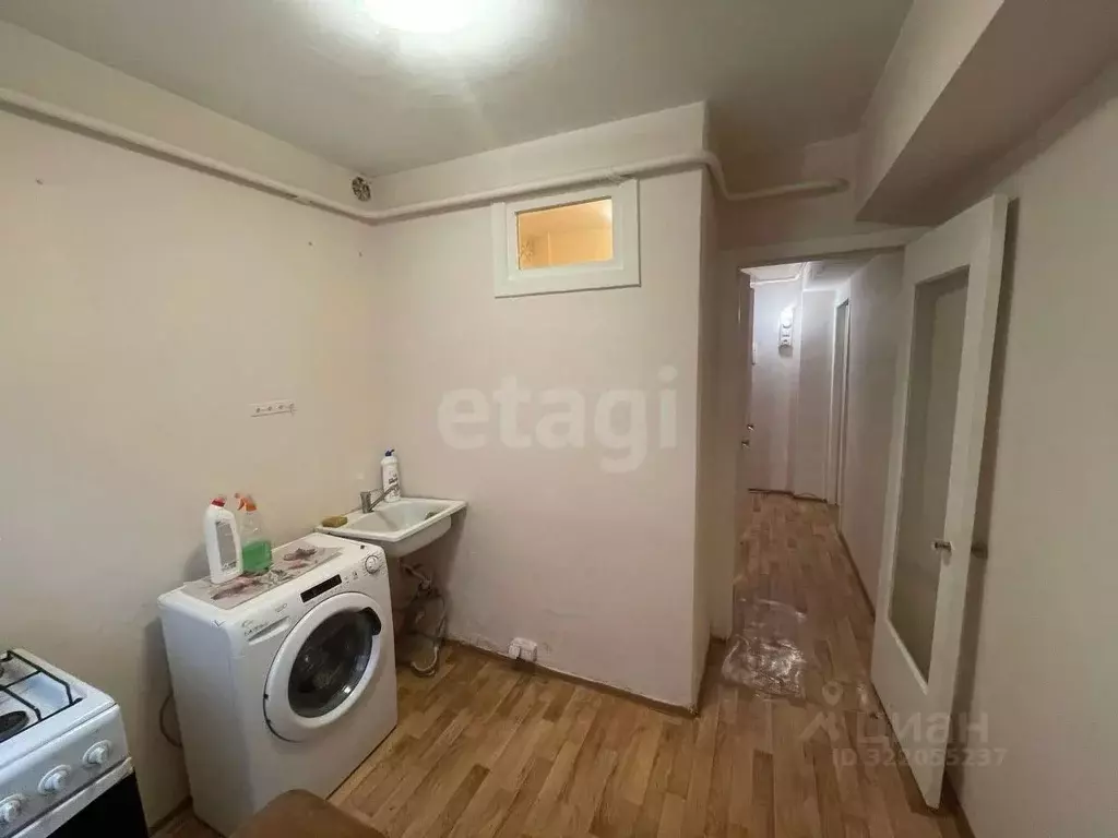 2-к кв. Астраханская область, Астрахань ул. Полякова, 17 (39.5 м) - Фото 0