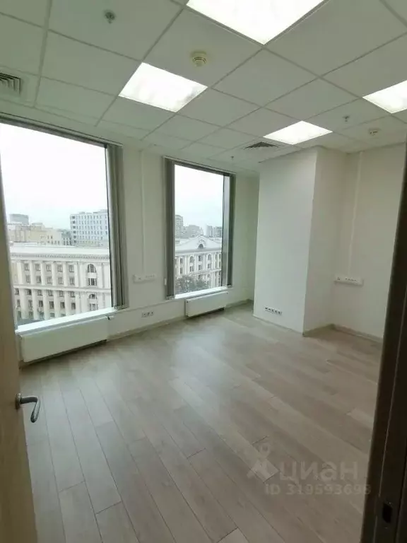 Офис в Москва ул. Викторенко, 5С1 (238 м) - Фото 0
