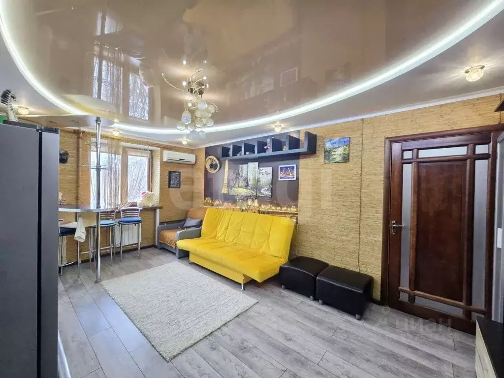 3-к кв. Белгородская область, Валуйки ул. Пархоменко, 20 (59.1 м) - Фото 1