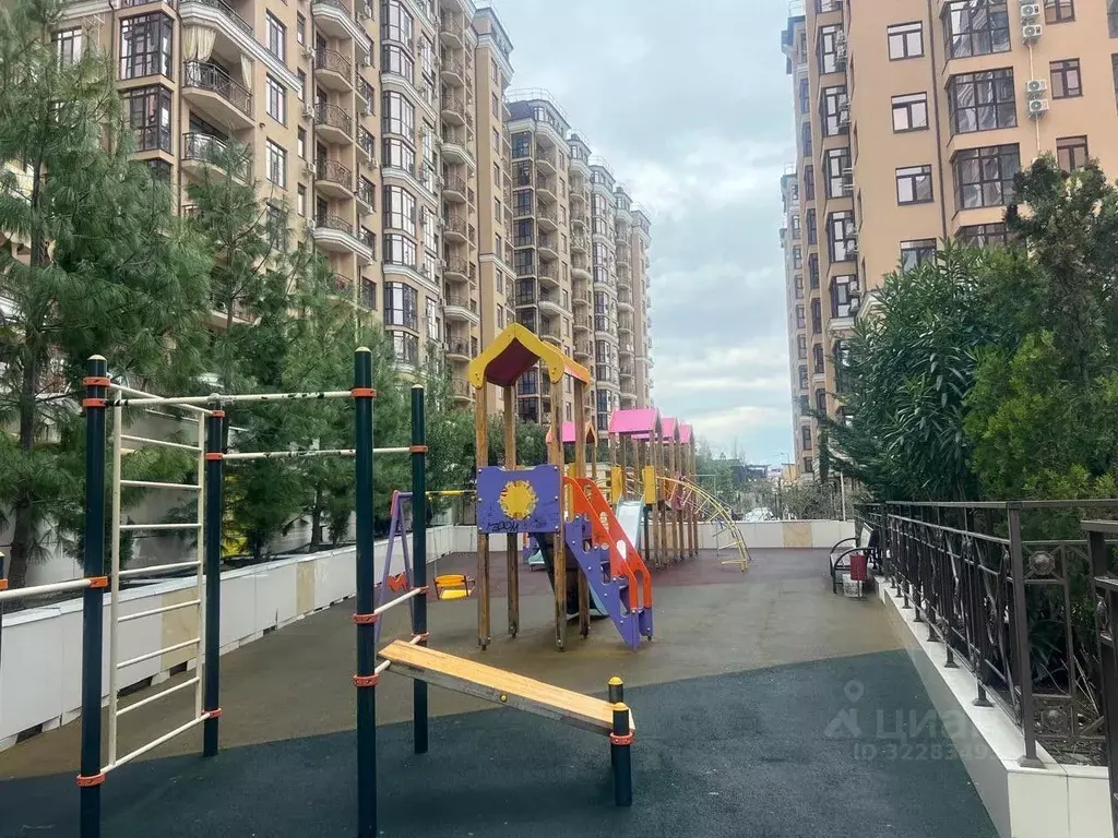 Гараж в Краснодарский край, Сочи Донская мкр, ул. Лавровая, 1Б (16 м) - Фото 0