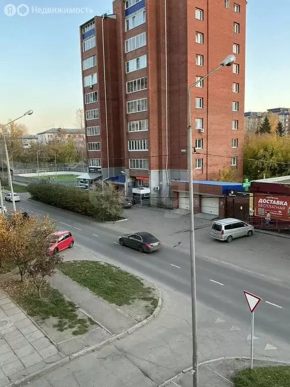 2-комнатная квартира: Иркутск, улица Поленова, 17 (52.9 м) - Фото 1