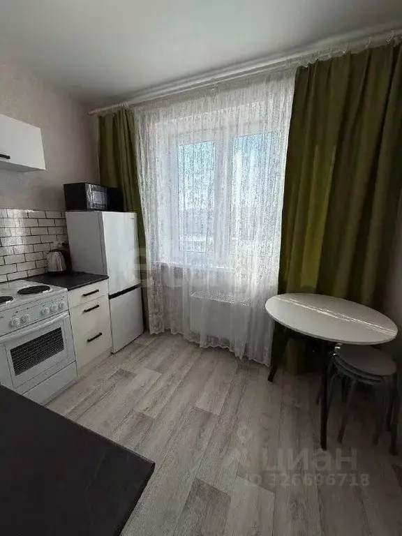 1-к кв. Курганская область, Курган Заозерный жилрайон, 8-й мкр, 5 ... - Фото 1