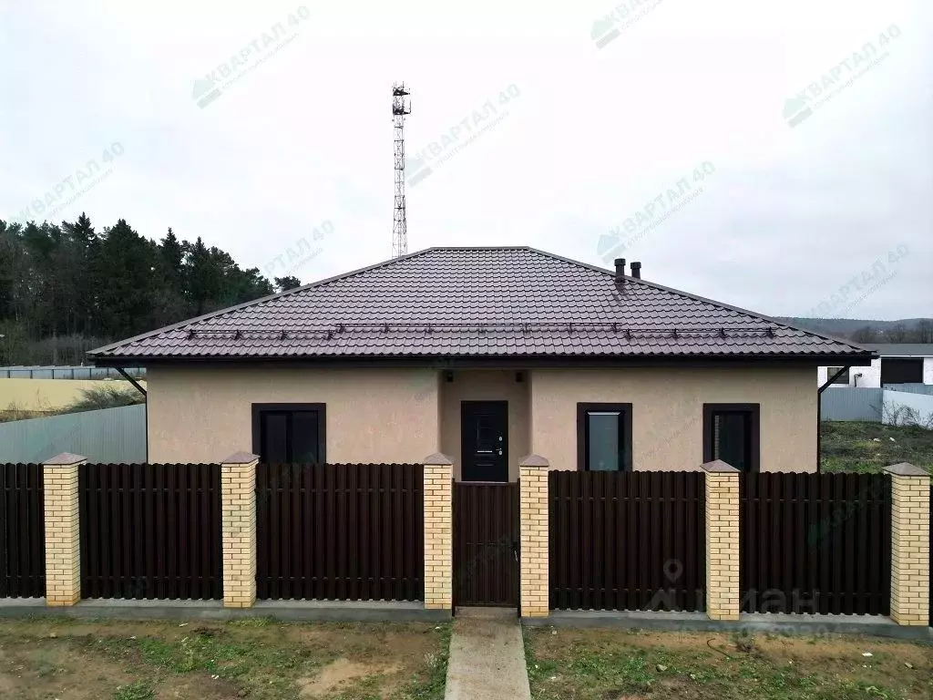 Дом в Калужская область, Боровский район, Совьяки с/пос, Боровики-2 кп ... - Фото 0