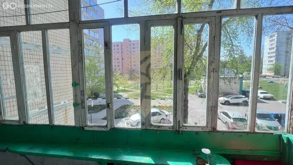 1-комнатная квартира: Старый Оскол, микрорайон Звёздный, 9 (37.1 м) - Фото 0