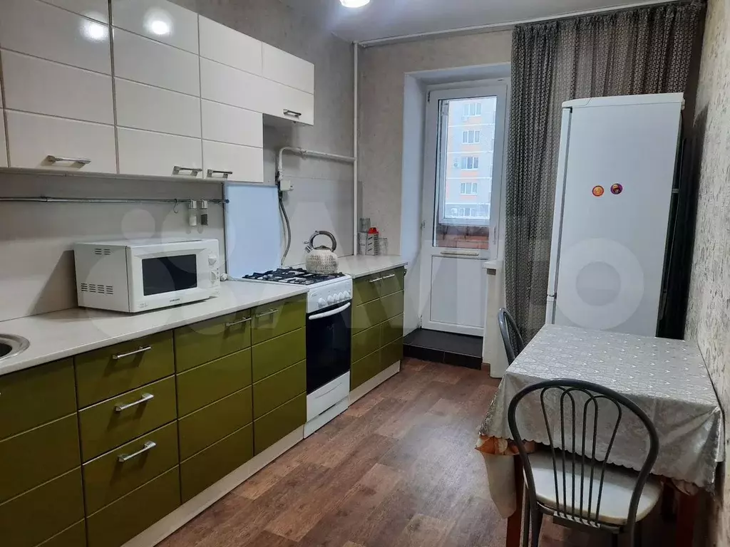 1-к. квартира, 40 м, 4/9 эт. - Фото 0