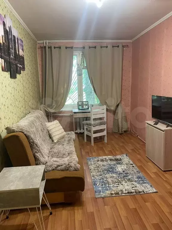 Комната 14 м в 3-к., 1/5 эт. - Фото 1