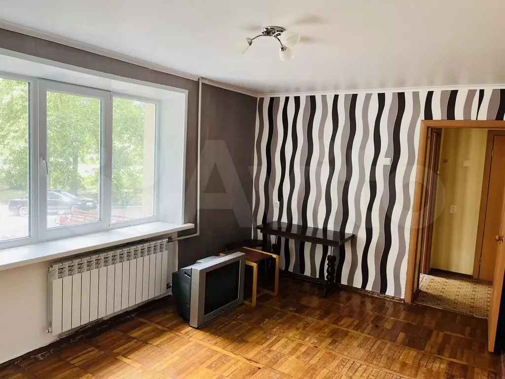 2-к. квартира, 39 м, 1/9 эт. - Фото 0