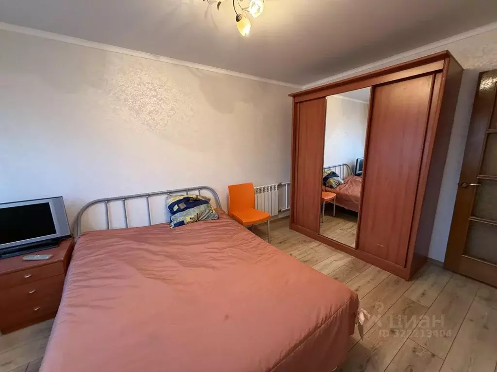 3-к кв. Брянская область, Брянск Орловская ул., 10 (68.0 м) - Фото 0
