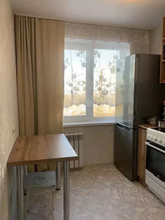 2-к кв. Хакасия, Абакан ул. Чехова, 128 (45.0 м) - Фото 1