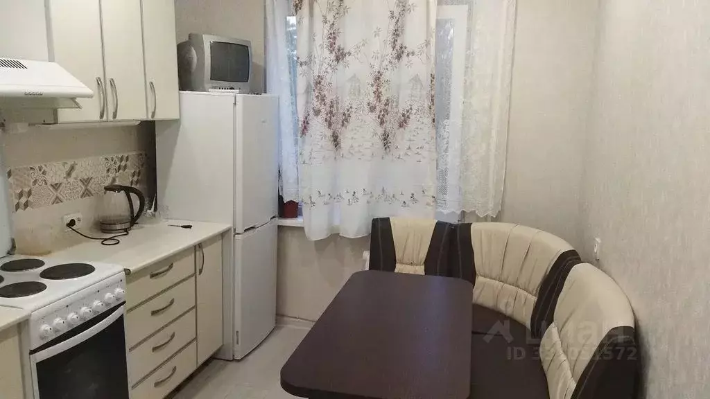 3-к кв. Крым, Щелкино Ленинский район, 10 (54.0 м) - Фото 1