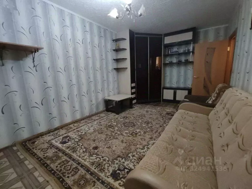 1-к кв. Омская область, Омск просп. Космический, 101к1 (29.7 м) - Фото 1