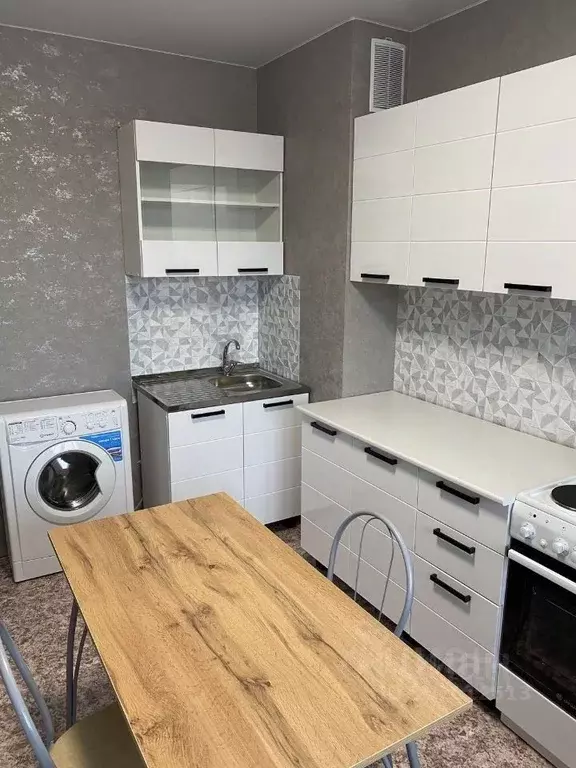 1-к кв. Башкортостан, Уфа Нежинская ул., 27 (39.0 м) - Фото 0