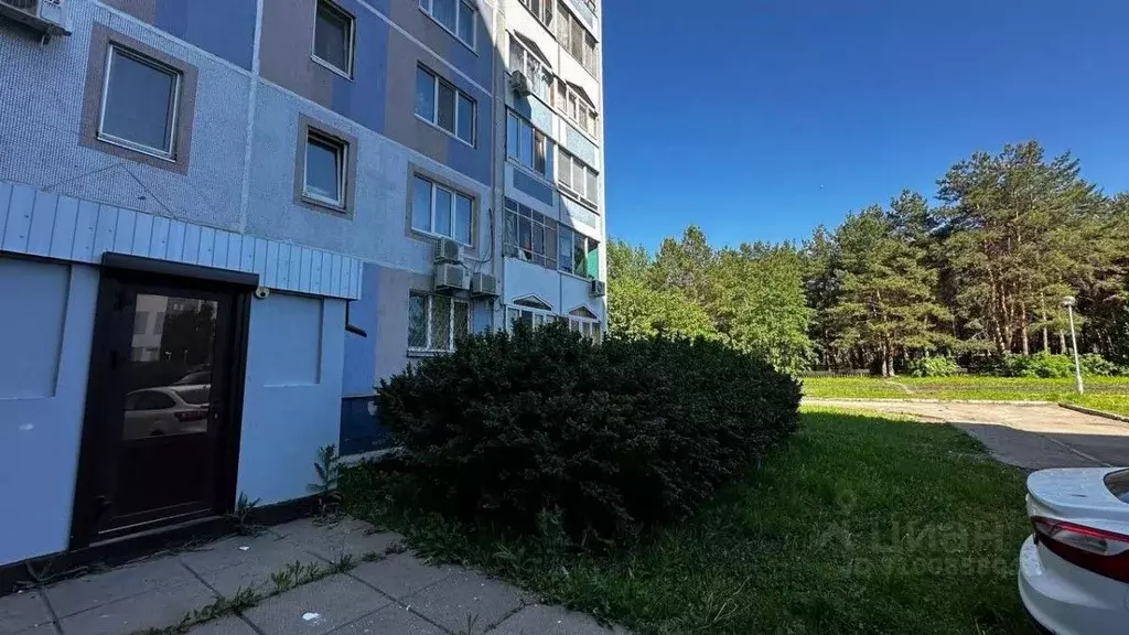 Помещение свободного назначения в Татарстан, Набережные Челны ул. ... - Фото 1