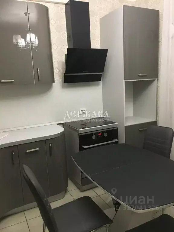 2-к кв. Белгородская область, Старый Оскол Степной мкр, 31 (62.0 м) - Фото 1