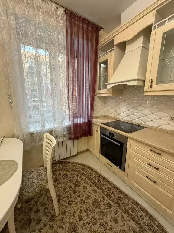 2-к. квартира, 60 м, 3/14 эт. - Фото 1
