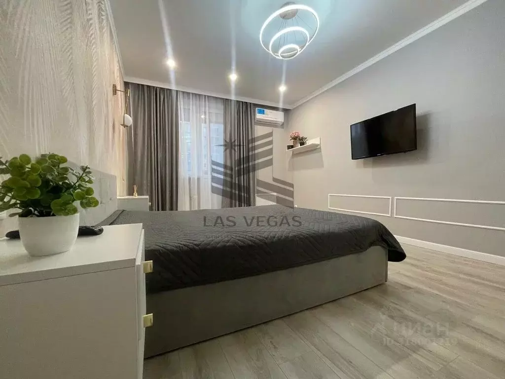 2-к кв. Татарстан, Казань ул. Адоратского, 1а (62.0 м) - Фото 0